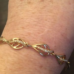 Diamond and gold bracelet